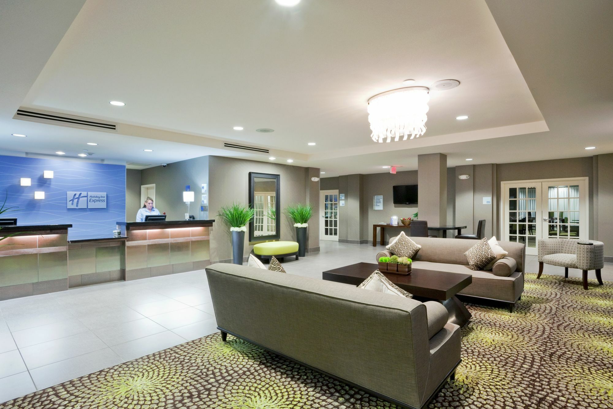 Holiday Inn Express Hays By Ihg Buitenkant foto
